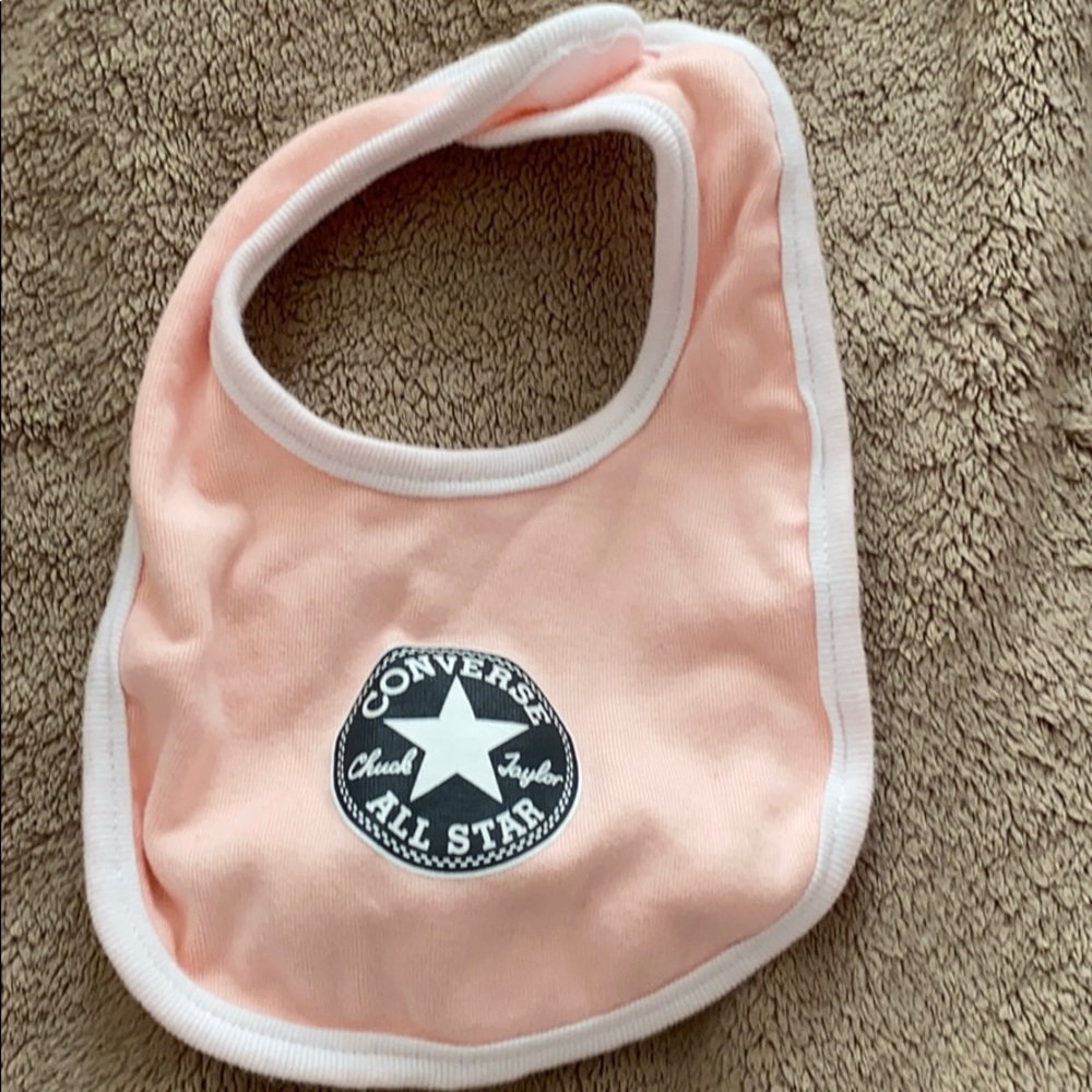Converse bib
